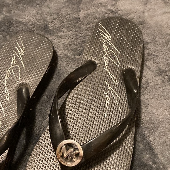 Michael Kors - Picture 3 of 10